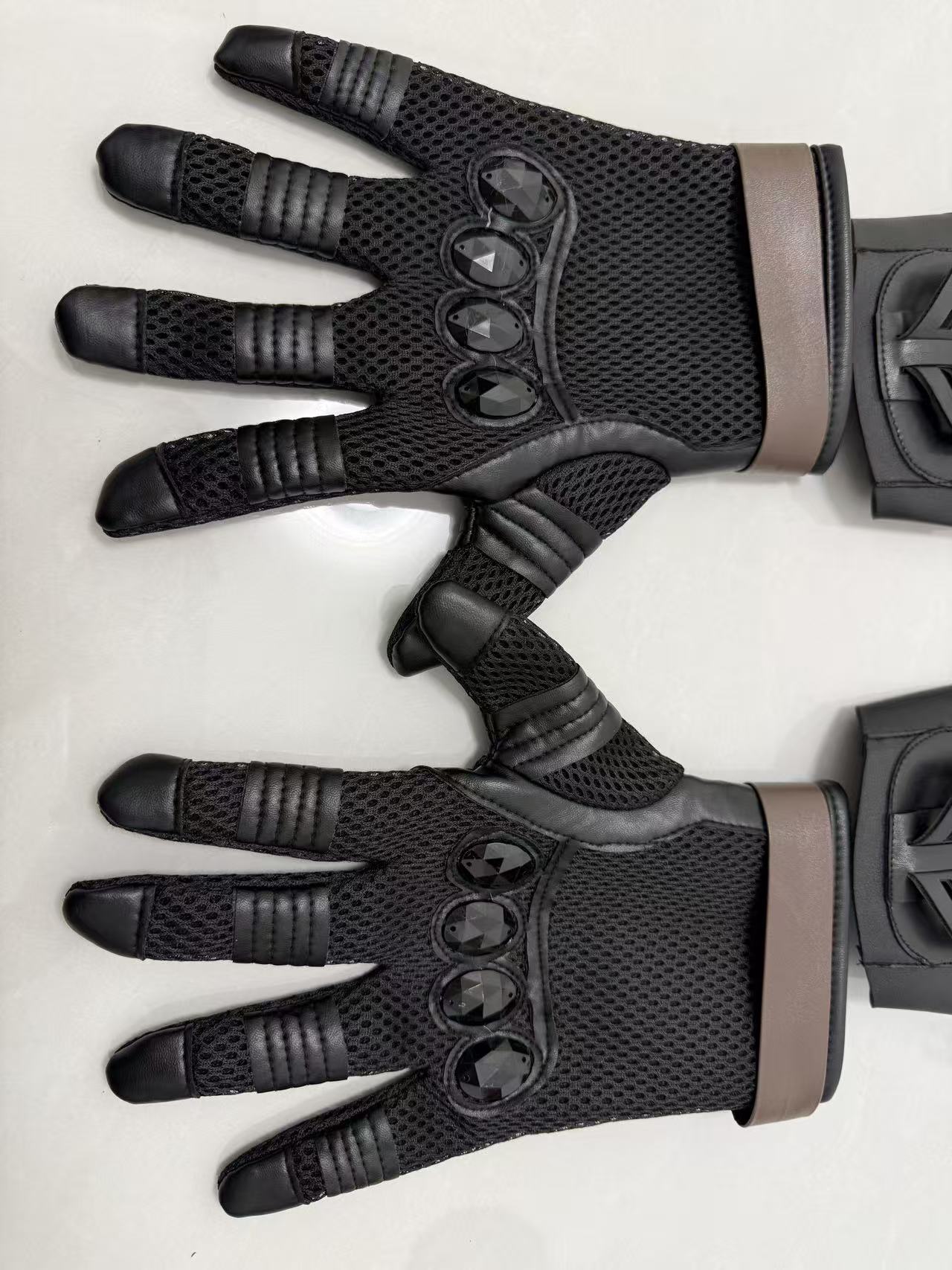 Adulto Bruce Cosplay disfraz g - Men'S Fashion Gloves reseña y precio